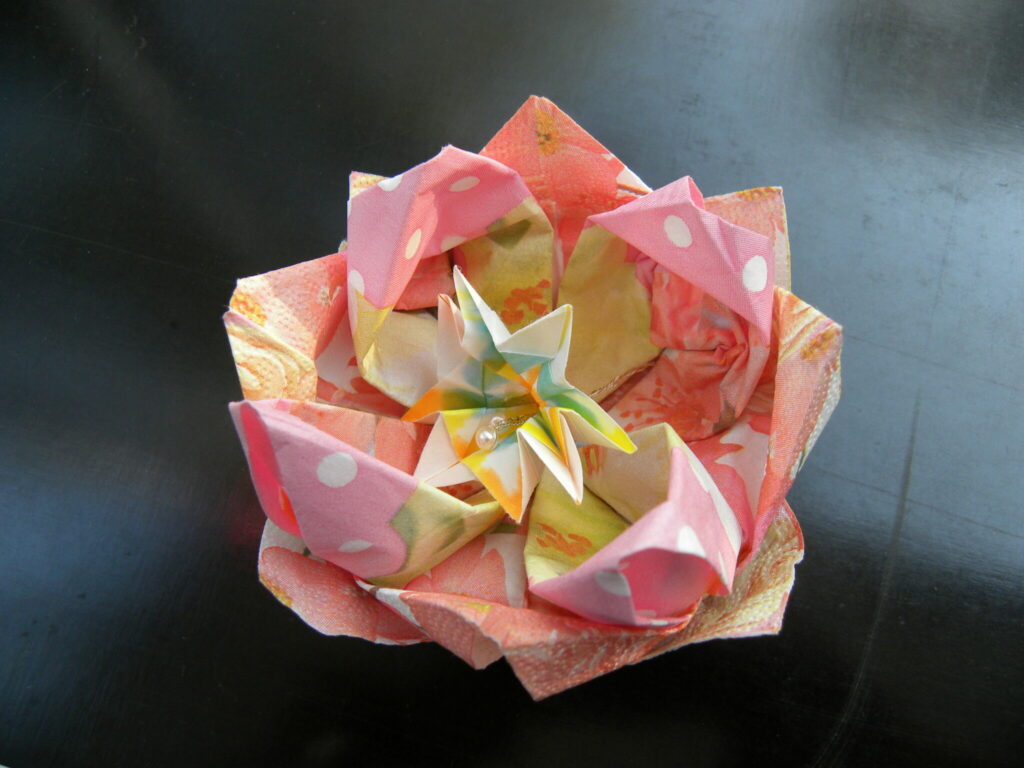 Origami en forme de fleur de lotus